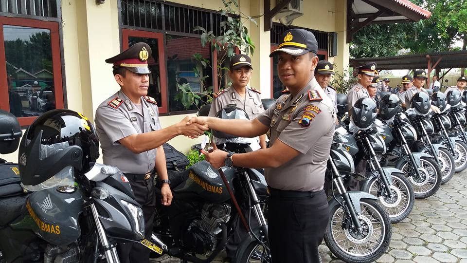 Kapolres Rembang Serahkan 11 Kendaraan Operasional Bhabinkamtibmas