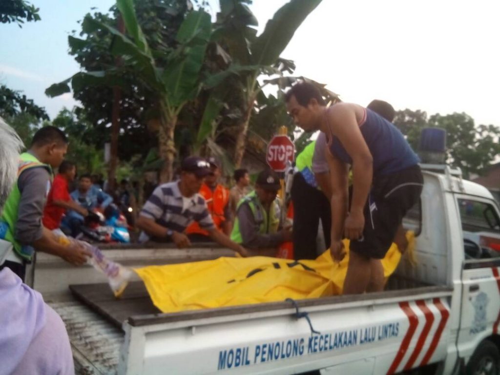 Masih Diselidiki Penyebab Kecelakaan Maut Antara Sepeda Motor Dan