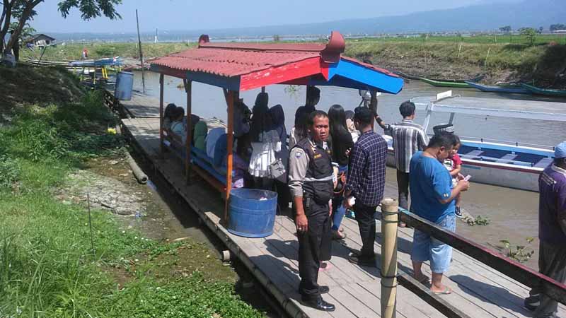 Patroli Polsek Ambarawa Polres Semarang Pantau Pengunjung