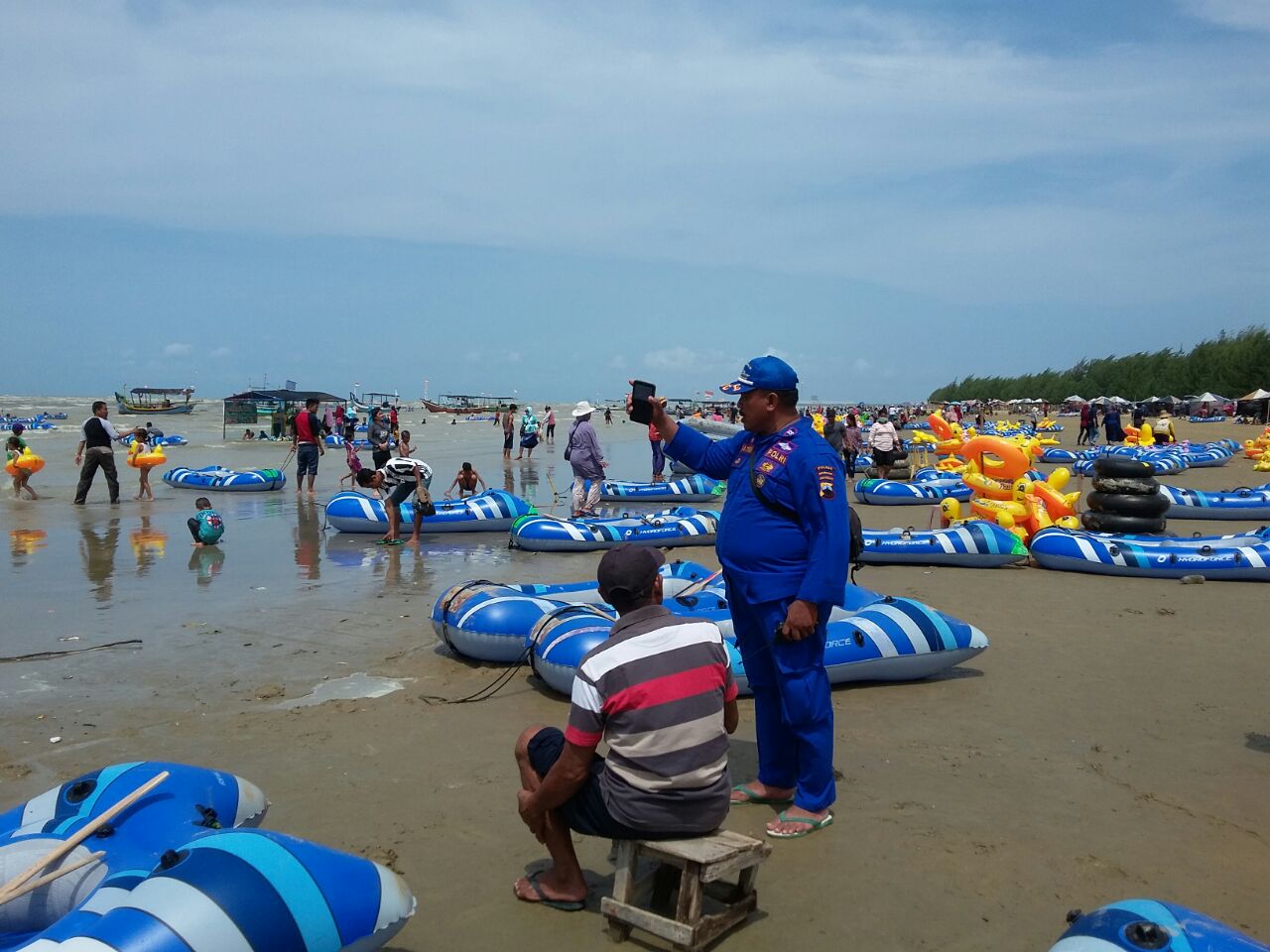 Hentikan Lomban Di Karangjahe Sat Polair Polres Rembang