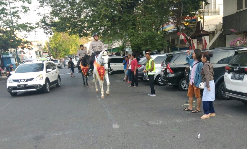 Menarik Ini Cara Unit Turangga Polrestabes Semarang  Sapa 