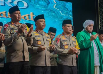 Kapolda Jateng Mohon Di Hadapan Majelis Sholawat, Mohon Restu Agar Seluruh Polisi Jateng Menjadi Polisi Yang Baik
