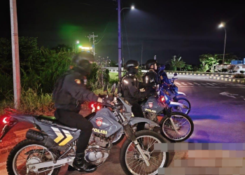 Patroli Wilayah dengan Sepeda Motor, Anggota Sat Samapta Hadir Berikan Rasa Aman Bagi Warga