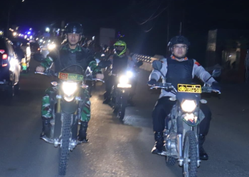 Kapolres Bersama Dandim 0710 Pekalongan Patroli Malam Naik Motor, Pantau Situasi Kamtibmas