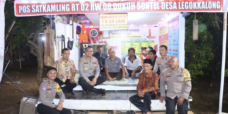 Kapolres Pekalongan Tinjau Satkamling di Desa Legokkalong, Dorong Warga Aktif Jaga Kamtibmas